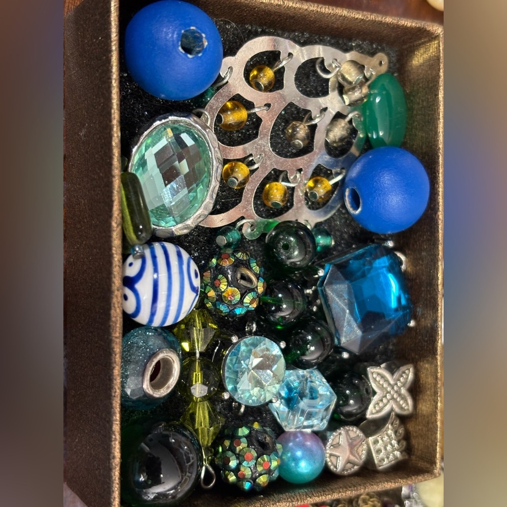 Vintage Assorted Glass & Metal Beads, Charms - Round, Barrel,Blue, Green, Silver